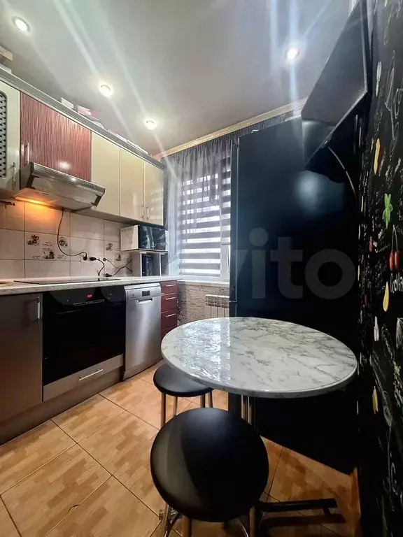 2-к. квартира, 46 м, 5/5 эт. - Фото 0