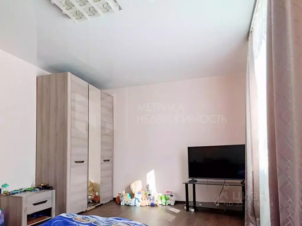 Коттедж в Тюменская область, Тюмень Западная ул. (150 м) - Фото 1