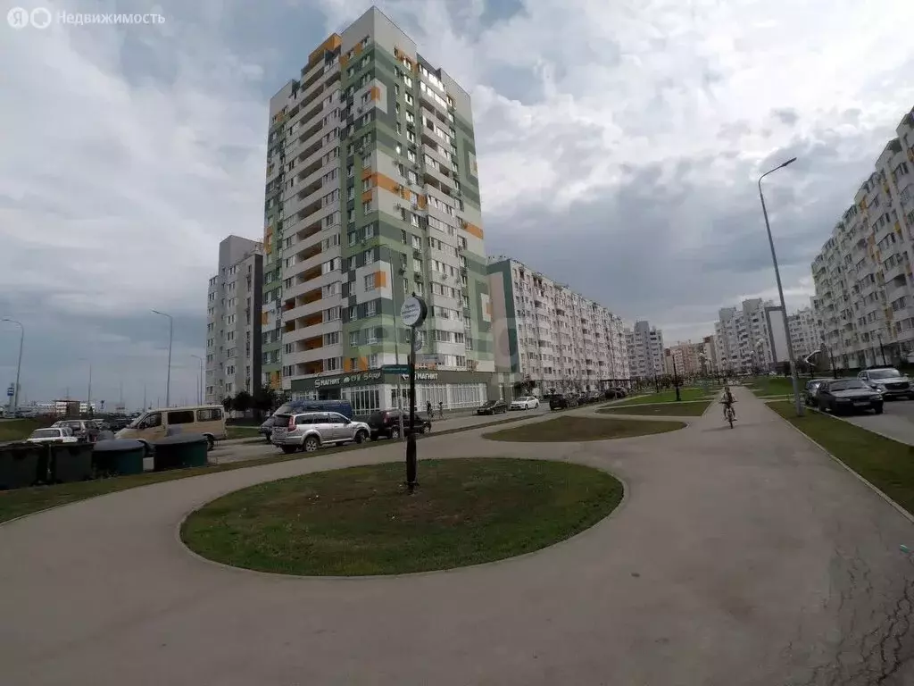 2-комнатная квартира: Придорожный, микрорайон Южный Город, улица ... - Фото 0
