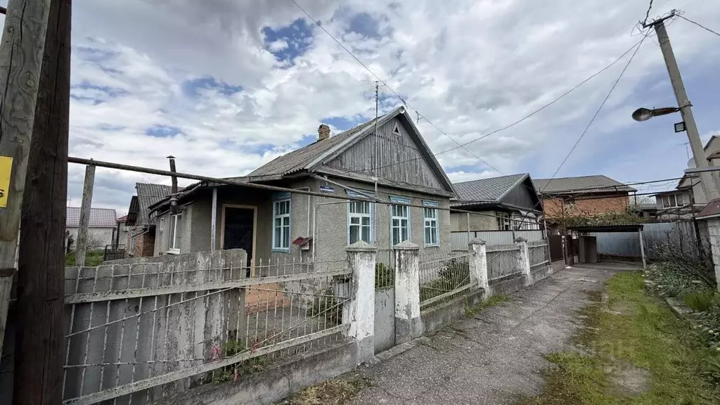 Дом в Кабардино-Балкария, Нальчик Краснопартизанская ул., 101 (60 м) - Фото 1
