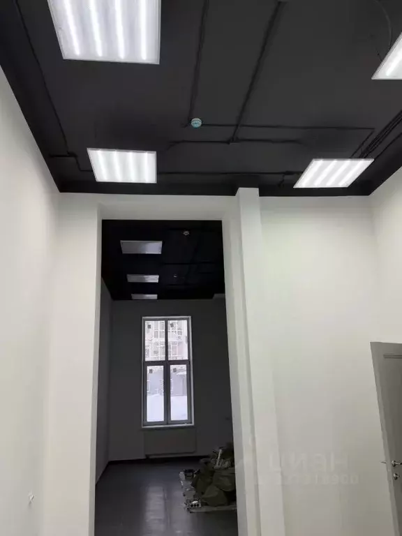 Помещение свободного назначения в Красноярский край, Красноярск ул. ... - Фото 2