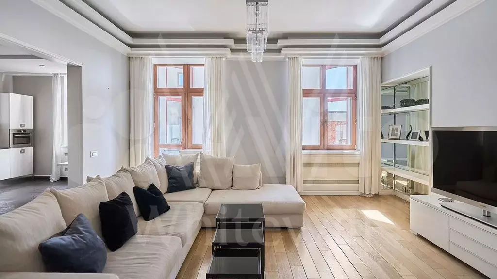 3-к. квартира, 115 м, 3/7 эт. - Фото 1
