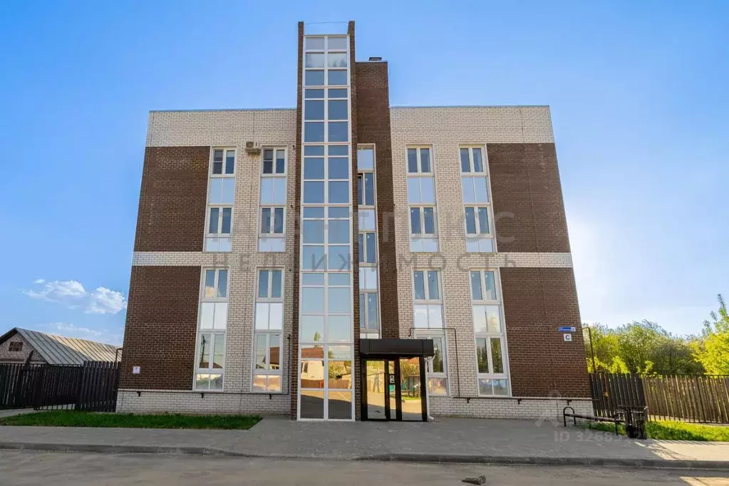 2-к кв. Липецкая область, Липецк Арктическая ул., 8 (55.6 м) - Фото 1