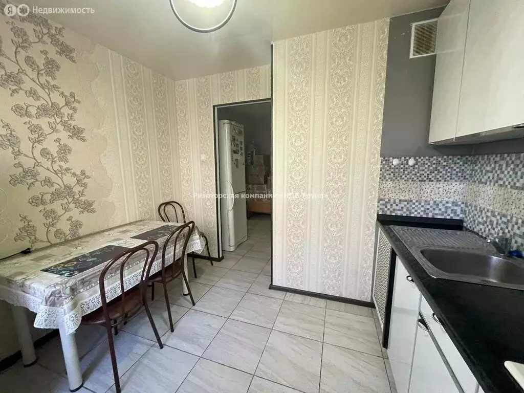 2-комнатная квартира: село Тополево, Садовая улица, 5 (50.6 м) - Фото 0
