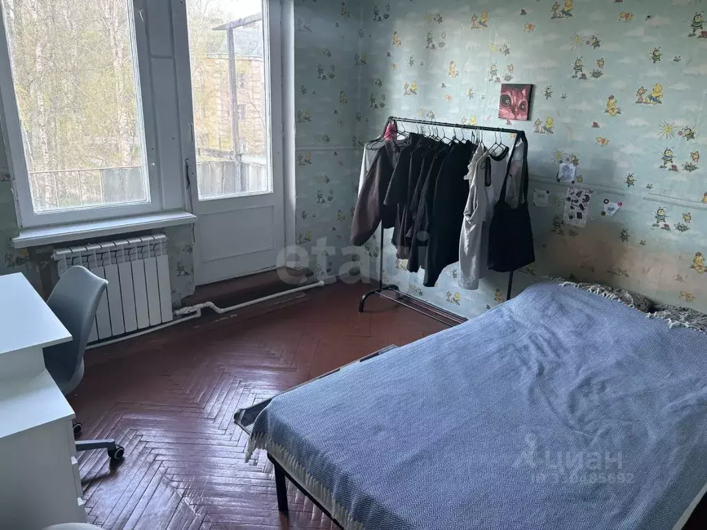3-к кв. Псковская область, Остров ул. ДОС, 14 (55.2 м) - Фото 2