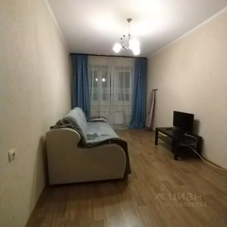 1-к кв. Омская область, Омск Светловская ул., 6 (40.0 м) - Фото 2