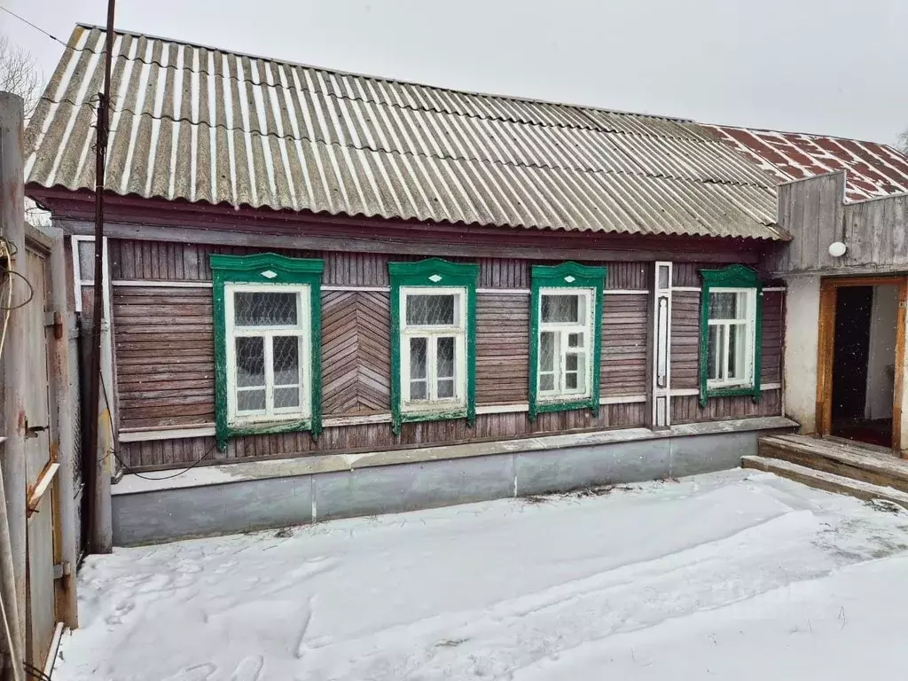 Дом в Саратовская область, Петровск ул. Чкалова, 2 (52 м) - Фото 0