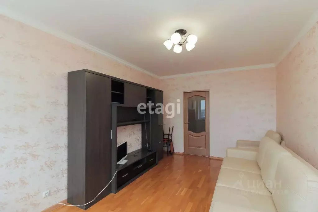1-к кв. Тюменская область, Тюмень ул. Куйбышева, 25 (44.1 м) - Фото 1