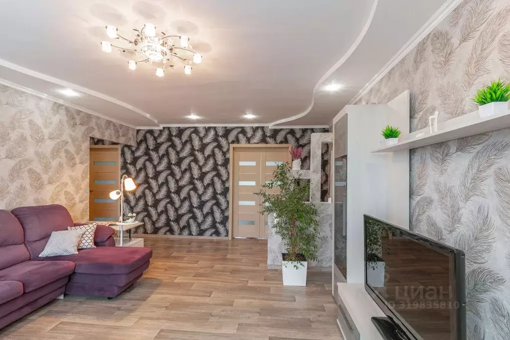 3-к кв. Омская область, Омск ул. Рокоссовского, 18/2 (71.4 м) - Фото 1