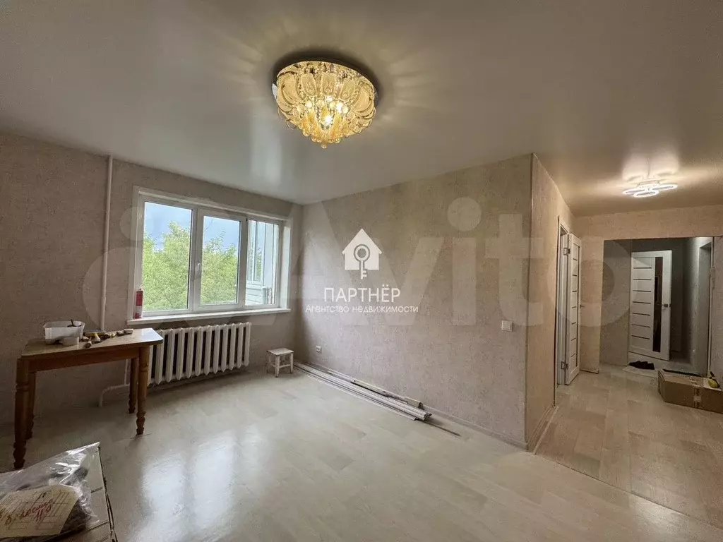 2-к. квартира, 43 м, 4/9 эт. - Фото 0