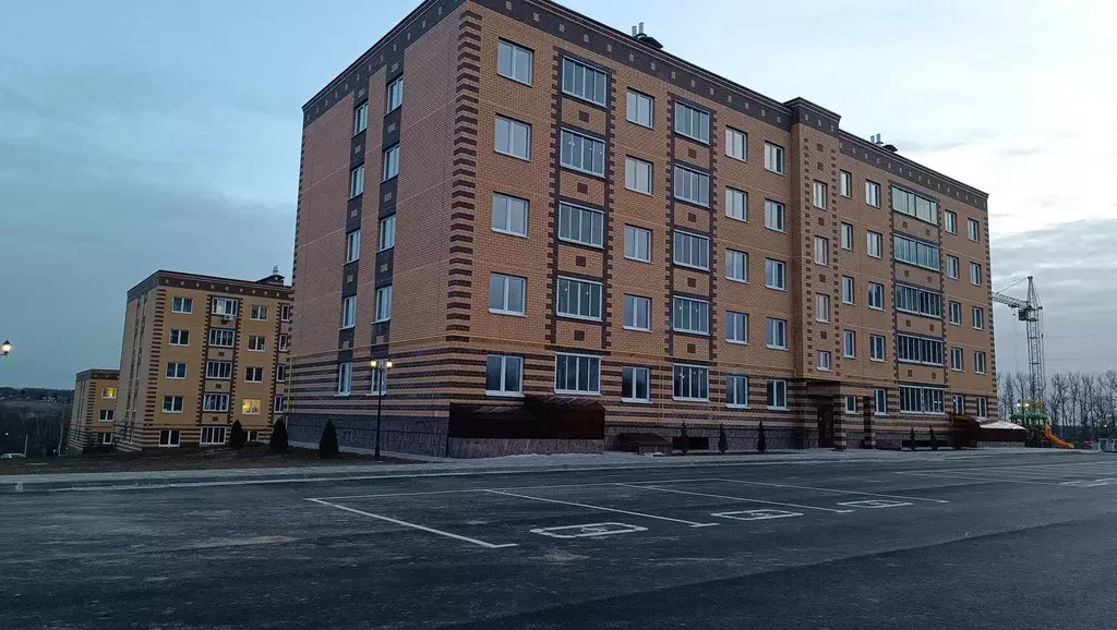 Продаётся 2-к квартира, 55.4 м - Фото 0