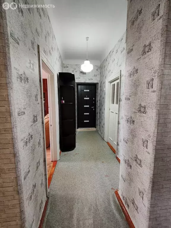 3-комнатная квартира: Волгоград, улица Ольги Форш, 6 (56 м) - Фото 0
