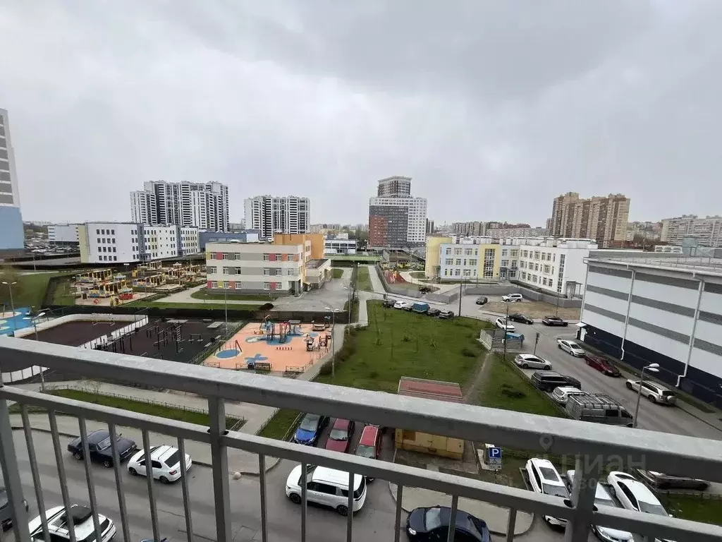 3-к кв. Санкт-Петербург Витебский просп., 97к1 (84.9 м) - Фото 1