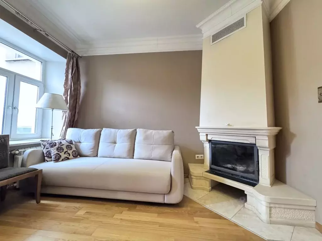 3-к кв. Санкт-Петербург Каменноостровский просп., 27 (76.8 м) - Фото 1