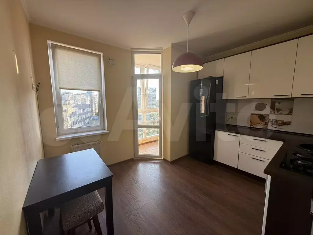 1-к. квартира, 40 м, 6/9 эт. - Фото 1