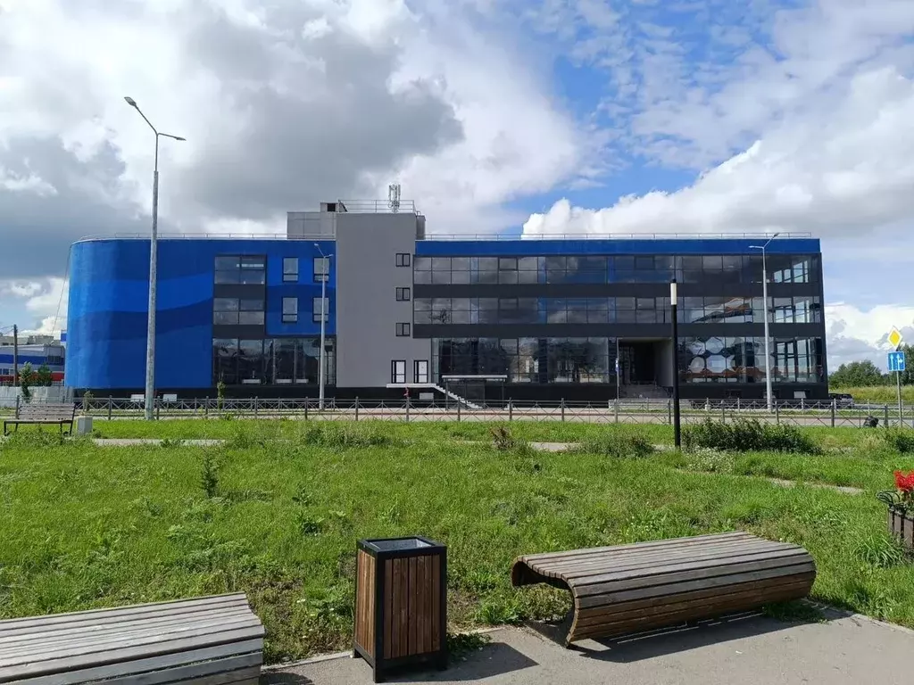 Торговая площадь в Свердловская область, Каменск-Уральский ул. ... - Фото 0