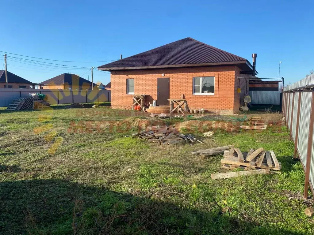 Дом в Краснодарский край, Ейский район, с. Кухаривка ул. Свободы (83 ... - Фото 2