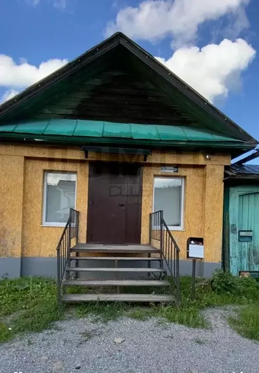 Дом в Свердловская область, Нижнесергинский район, Верхние Серги пгт ... - Фото 1