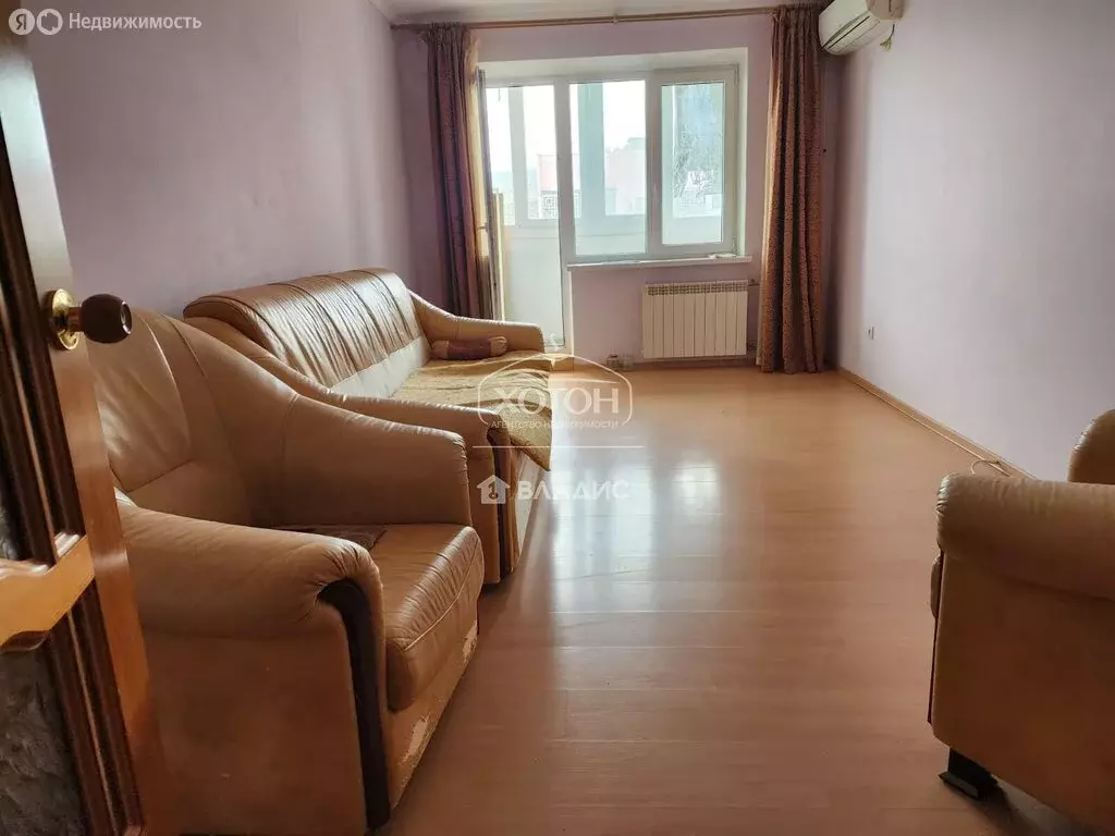 3-комнатная квартира: Элиста, 7-й микрорайон, 2к4 (67 м) - Фото 0