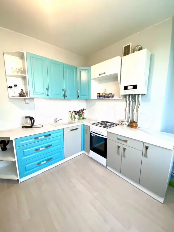 3-к. квартира, 65 м, 4/4 эт. - Фото 0