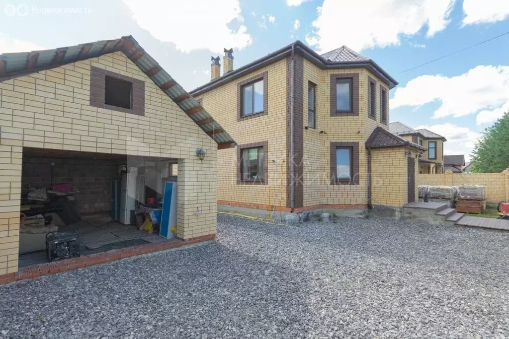 Дом в Тюмень, Родниковая улица (180 м) - Фото 1