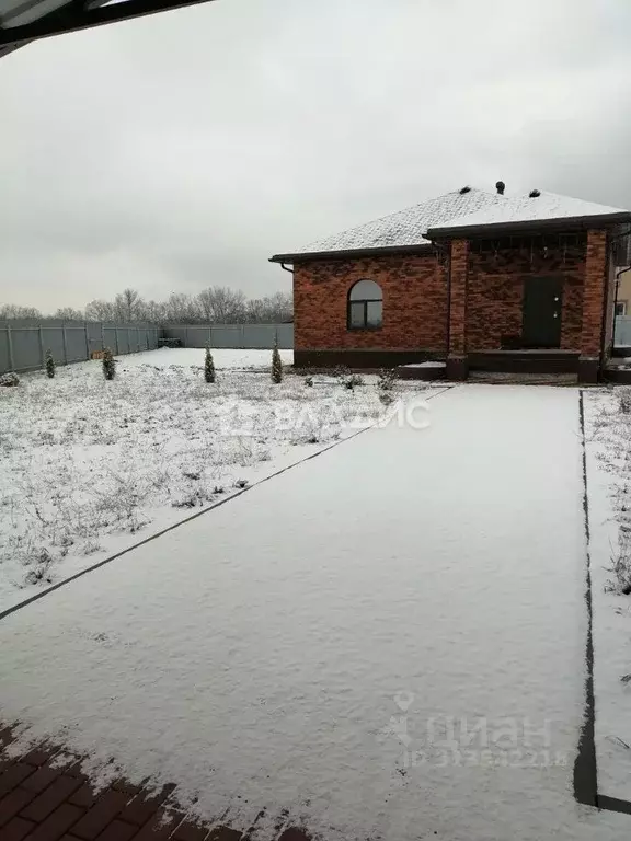 Дом в Белгородская область, Белгородский район, Тавровское с/пос, с. ... - Фото 1