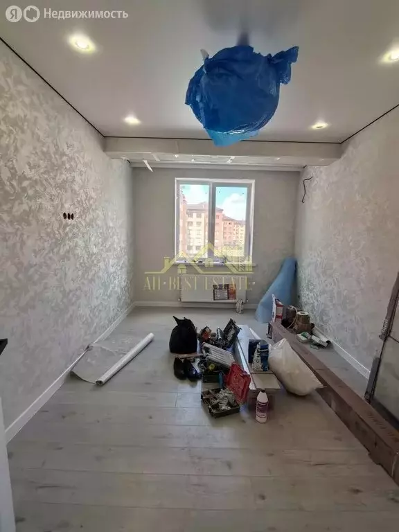 1-комнатная квартира: Владикавказ, улица Курсантов-Кировцев, 27Б (46 ... - Фото 2