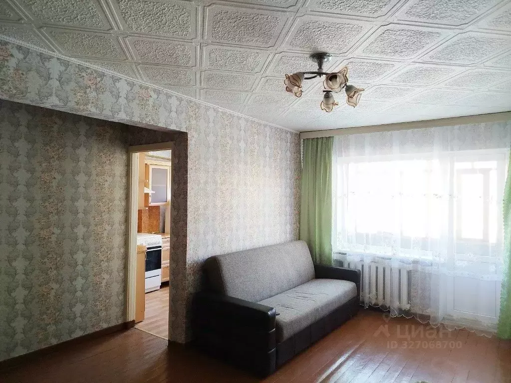 2-к кв. Вологодская область, Череповец ул. Гагарина, 35 (44.8 м) - Фото 1