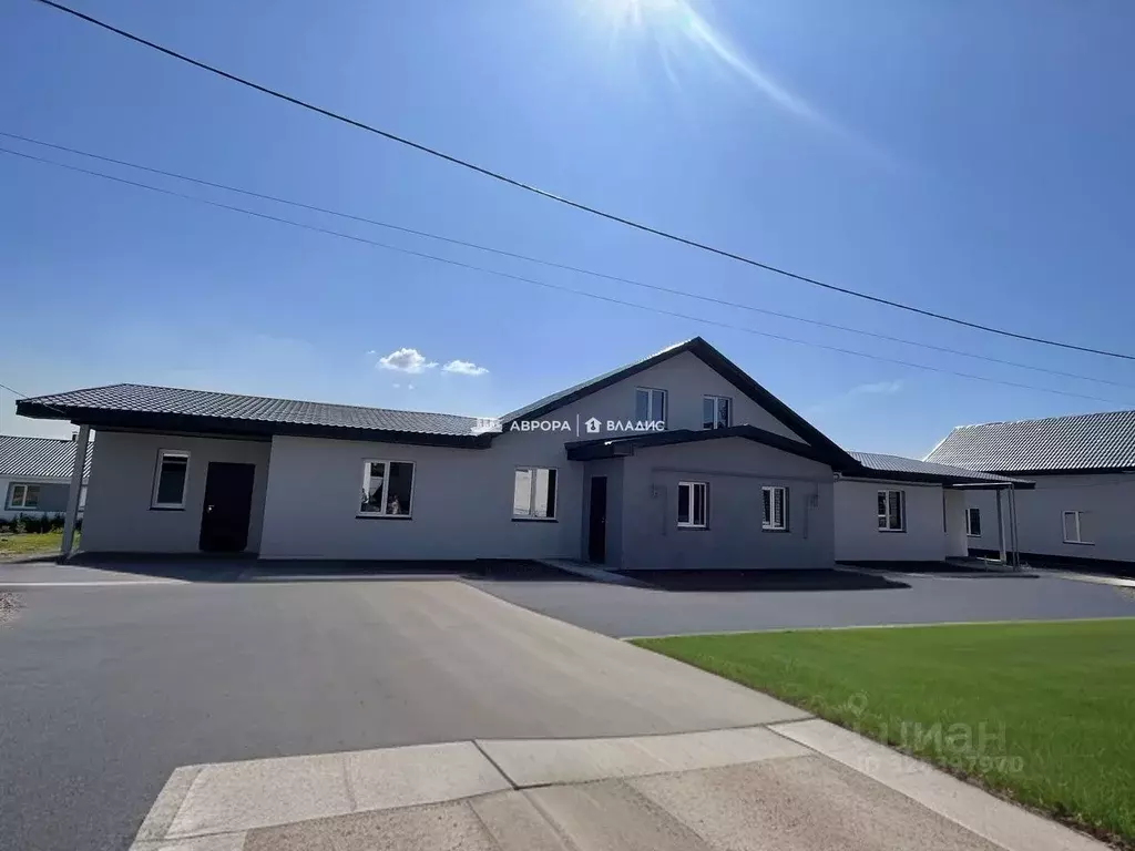 Таунхаус в Челябинская область, Магнитогорск Приуральский кп, ул. ... - Фото 2