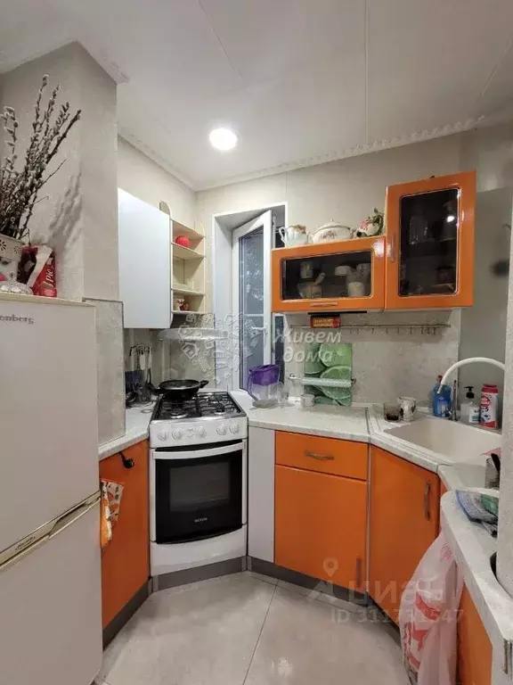 2-к кв. Волгоградская область, Волгоград Жилгородок мкр, ул. Маршала ... - Фото 1