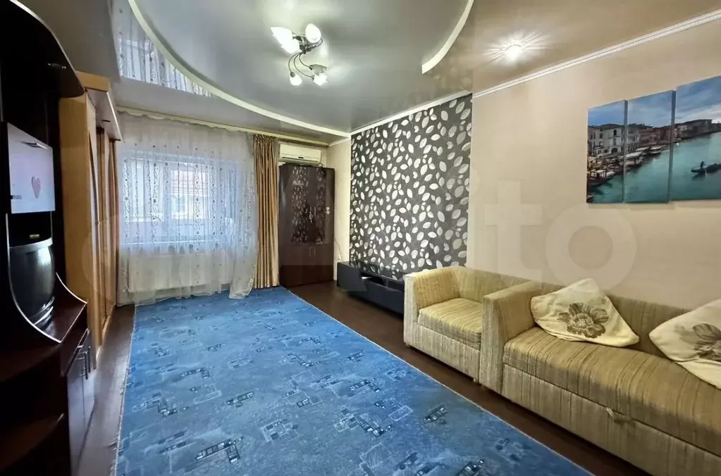 1-к. квартира, 42 м, 4/4 эт. - Фото 0
