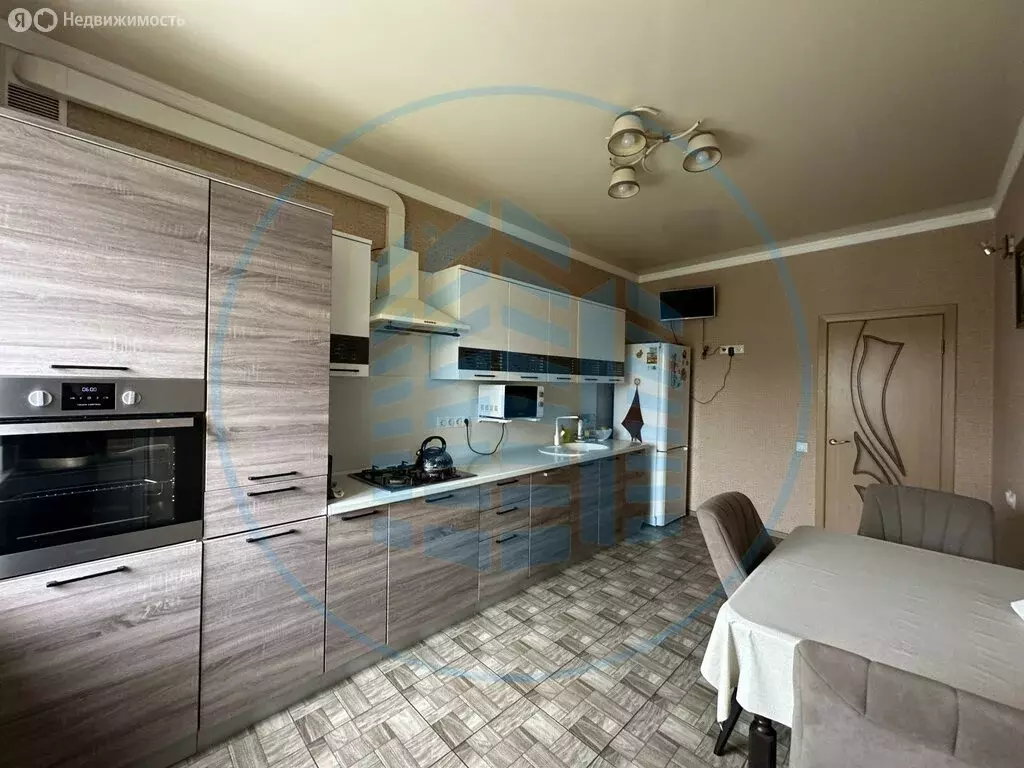 3-комнатная квартира: Ессентуки, улица Нелюбина, 25 (87.5 м) - Фото 0