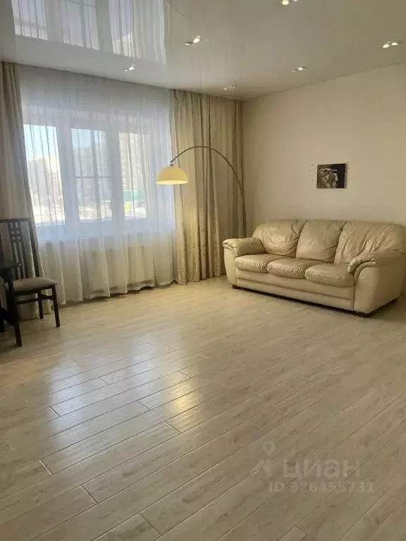 2-к кв. Челябинская область, Челябинск ул. Братьев Кашириных, 160 ... - Фото 1