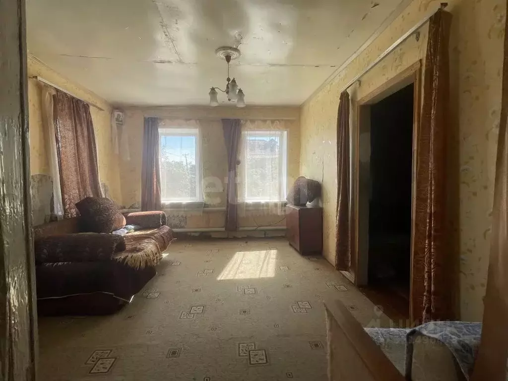 Дом в Саратовская область, Балашовский район, с. Тростянка ... - Фото 1