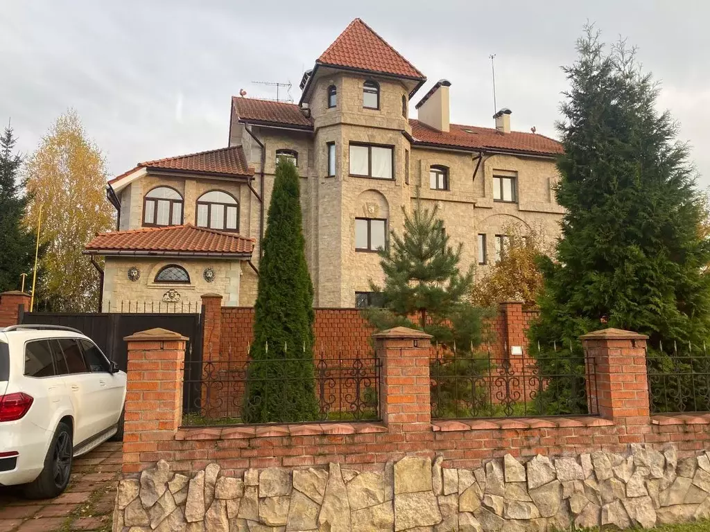 Дом в Московская область, Наро-Фоминский городской округ, д. Хлопово, ... - Фото 1