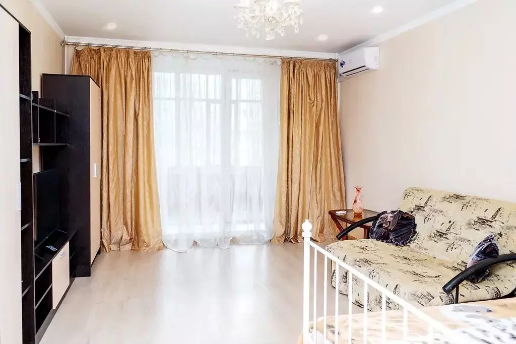 1-к кв. Татарстан, Казань Чистопольская ул., 81 (55.0 м) - Фото 1