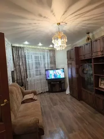 3-к. квартира, 55 м, 3/9 эт. - Фото 0