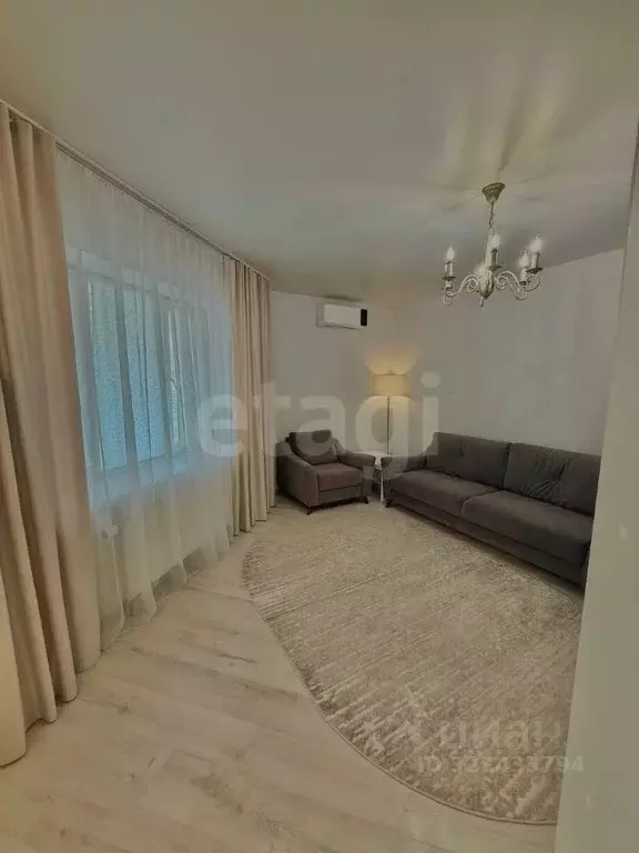 2-к кв. Свердловская область, Екатеринбург ул. Очеретина, 13 (53.2 м) - Фото 0