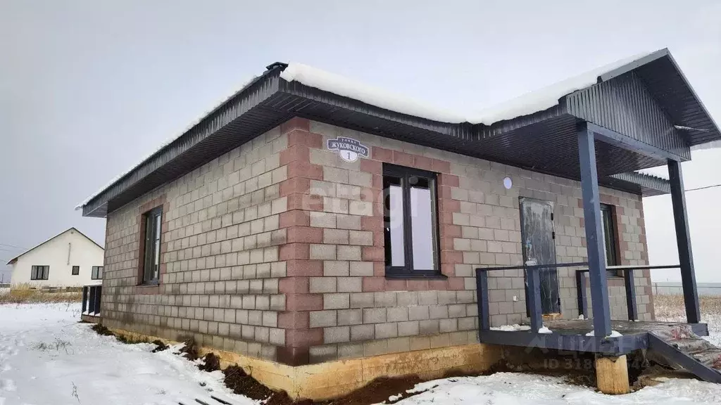 Дом в Башкортостан, Иглинский сельсовет, с. Иглино ул. Жуковского (120 ... - Фото 0