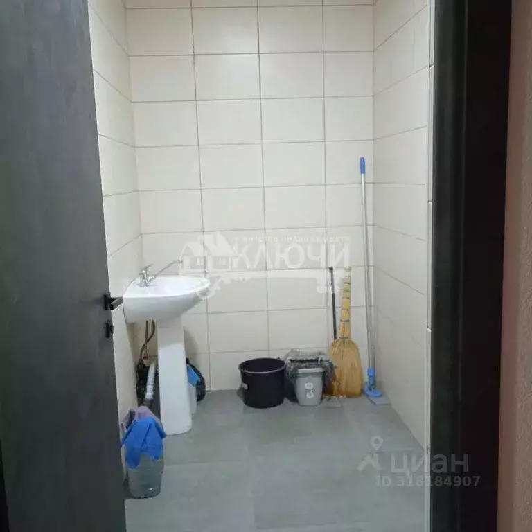 Помещение свободного назначения в Краснодарский край, Новороссийск ул. ... - Фото 1