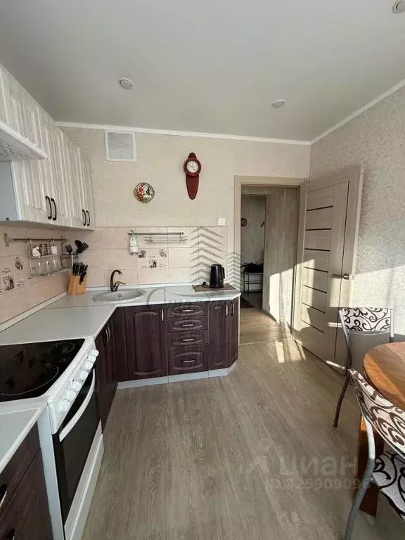 3-к кв. Белгородская область, Старый Оскол Жукова мкр, 21 (65.0 м) - Фото 1