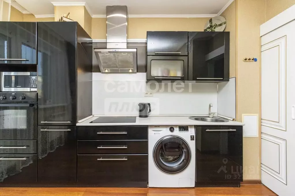 2-к кв. Ханты-Мансийский АО, Сургут просп. Мира, 55 (55.6 м) - Фото 2