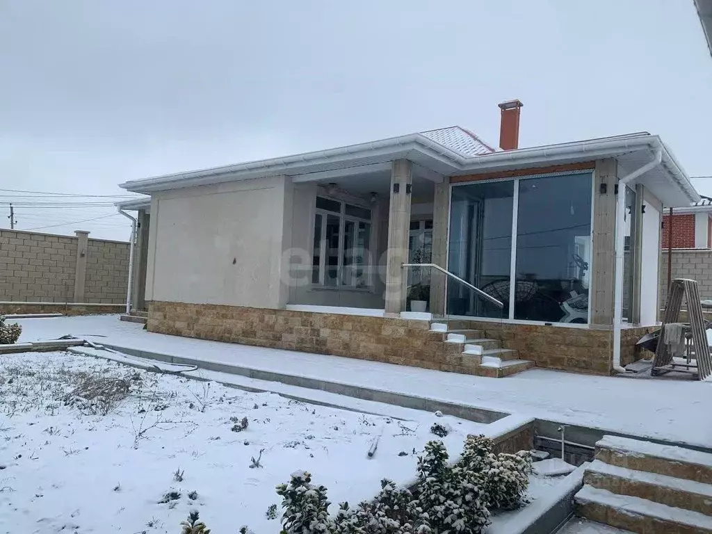 Дом в Крым, Симферопольский район, с. Мирное ул. Волынская (81 м) - Фото 1