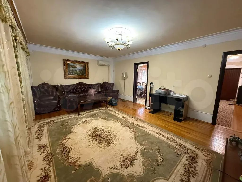 3-к. квартира, 100 м, 2/5 эт. - Фото 0