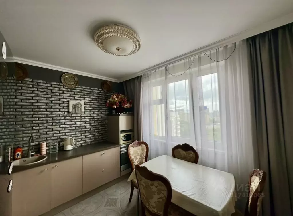 3-к кв. Москва ул. Кашенкин Луг, 8к2 (77.0 м) - Фото 0