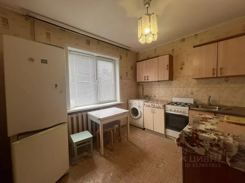 1-к кв. Брянская область, Брянск ул. 22-го съезда КПСС, 45 (37.0 м) - Фото 0