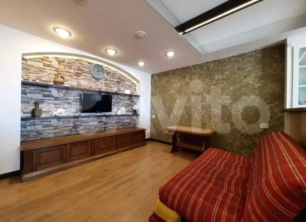 2-к. квартира, 70 м, 6/10 эт. - Фото 1