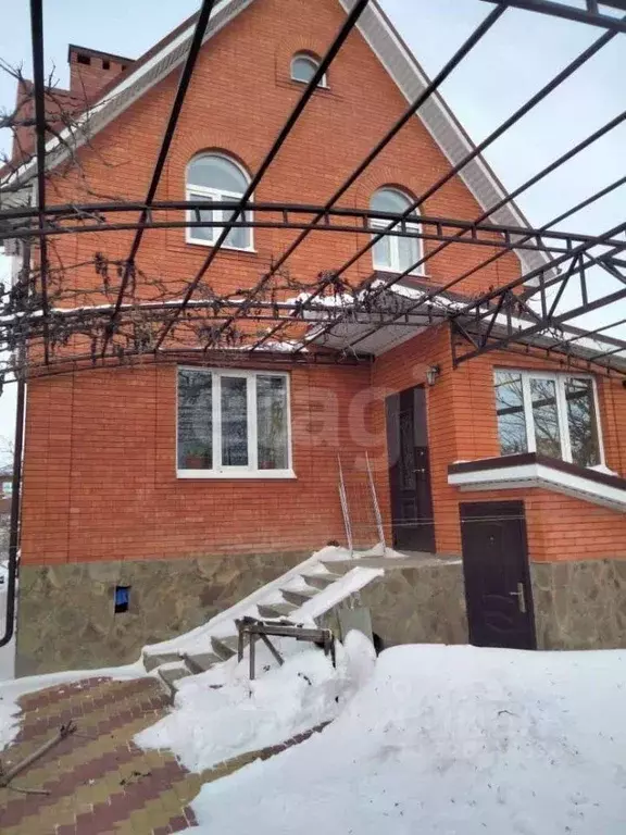 Дом в Ростовская область, Батайск Октябрьская ул. (169 м) - Фото 1