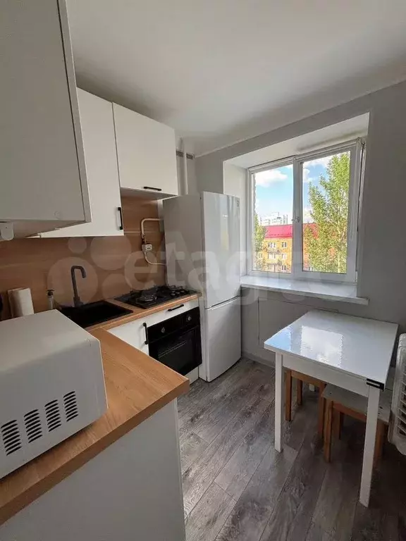 2-к. квартира, 45 м, 6/9 эт. - Фото 0