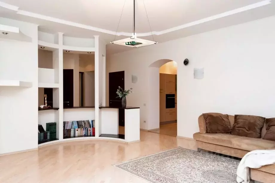 3-к кв. Самарская область, Самара Лесная ул., 9 (138.8 м) - Фото 1